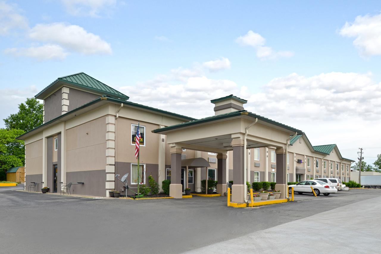 Country Garden & Suites-Benton Bagian luar foto